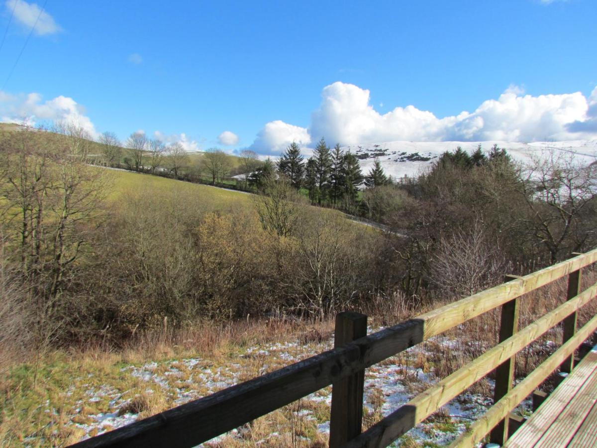 Wild Valley Bunkhouse Llanrhaeadr-ym-Mochnant Exterior photo